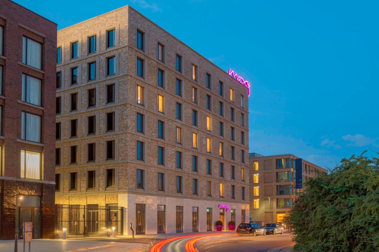 Moxy Excel Hotel Londra