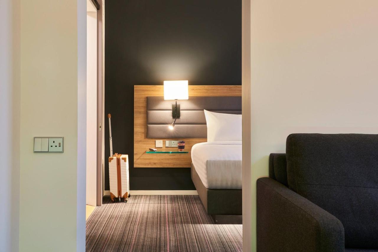 Moxy Excel Отель
