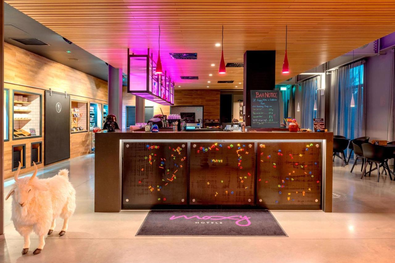 Moxy Excel Отель Лондон