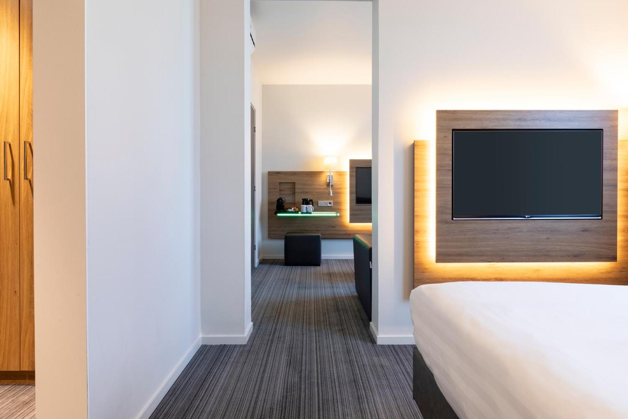 Moxy Excel Hotel Londra