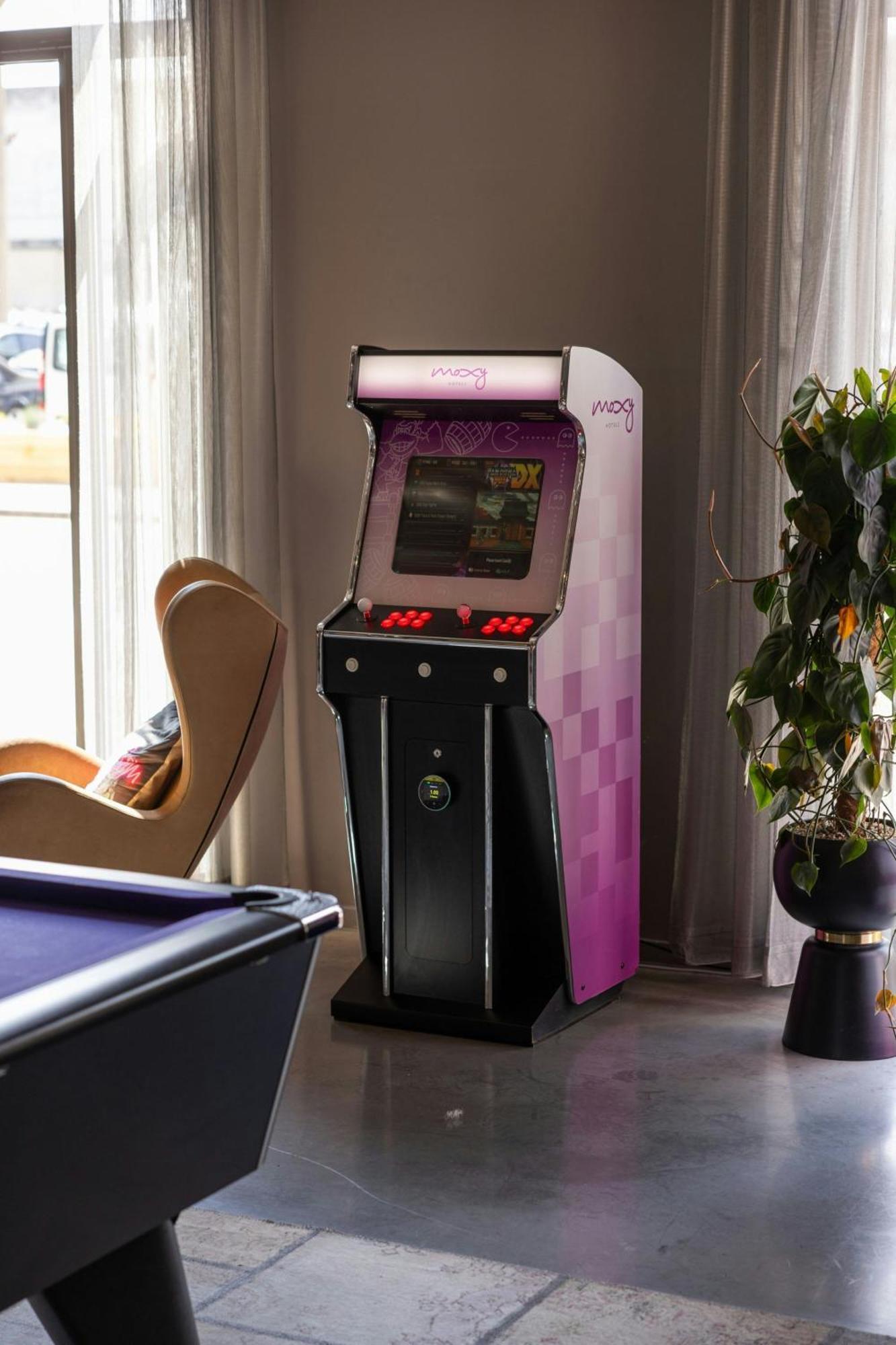 Moxy Excel Отель Лондон